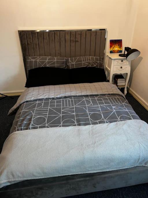 1-Bed Flat With Fast Wi-Fi In Prime Location 15Mins From Central Londres Exterior foto